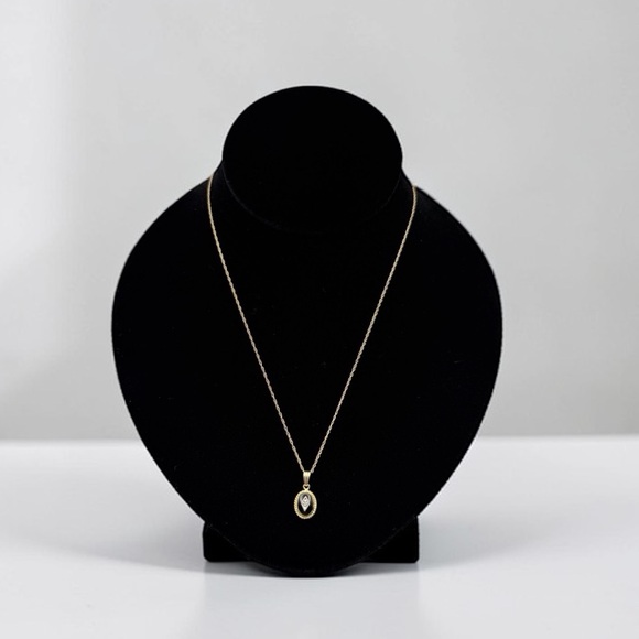 Carla Jewelry - Vintage 14K Solid Gold Black Onyx Diamond Pendant Necklace 18” *Signed Carla*